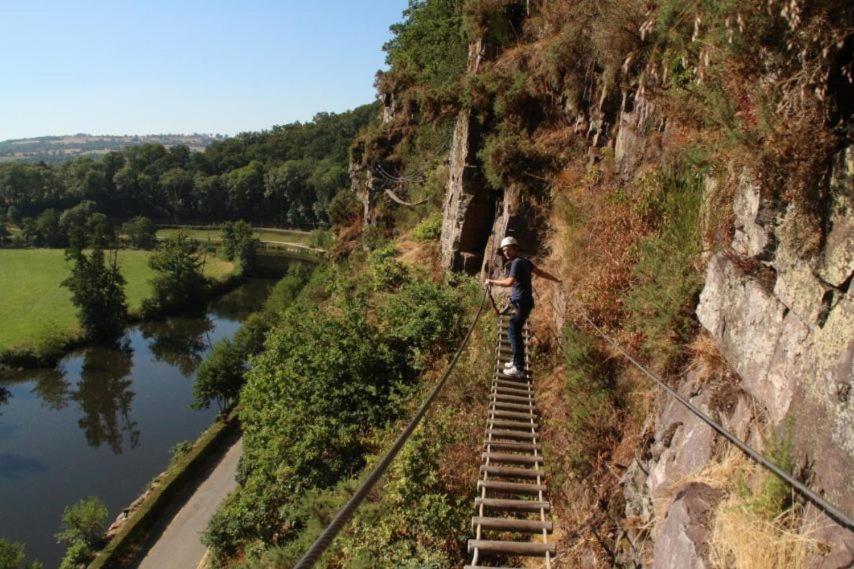 Cabane D'Arlette, Grande Terrasse En Centre-Ville Falaise  Exteriör bild